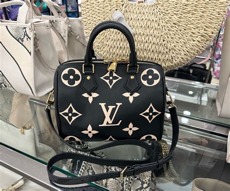 lv speedy 25 真 假|鉴定帖丨记住这5招教，你也能辨别真假LV Speedy .